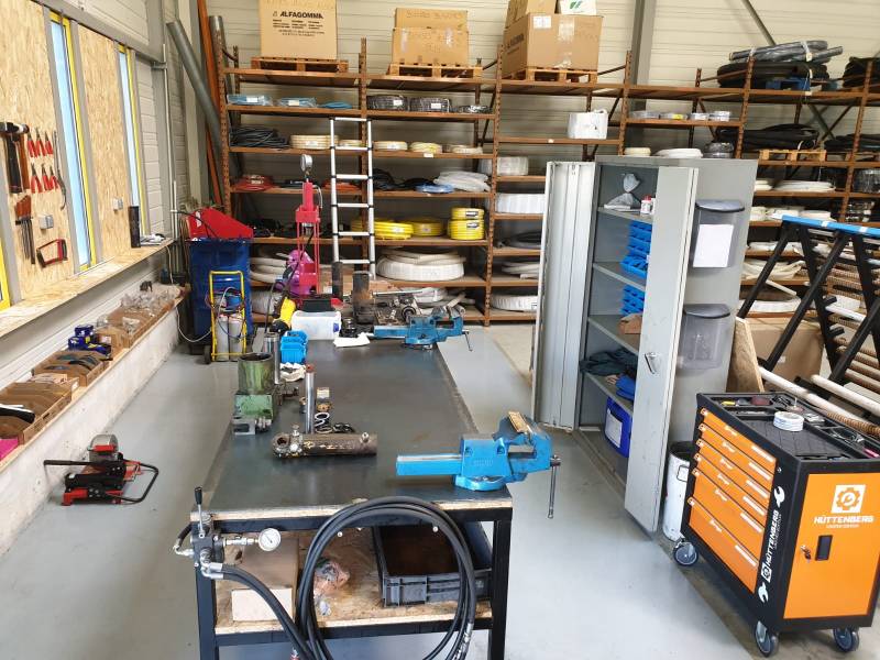 réparation de vérin hydraulique industriel, matériel forestier agricole ou travaux publics à Saint-Dizier et Chaumont en Haute-Marne
